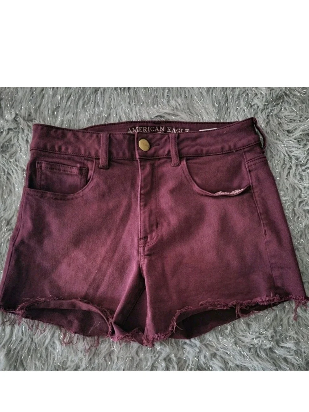 AMERICAN EAGLE Super Stretch Hi Rise Shortie Burgundy Maroon Raw Hem Shorts 8